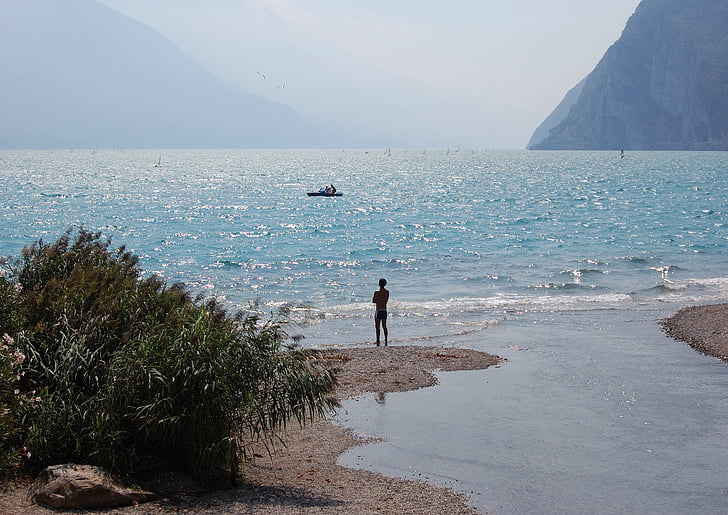 Garda, Lake, vuoret, näkymä, Italia, Sea, Beach