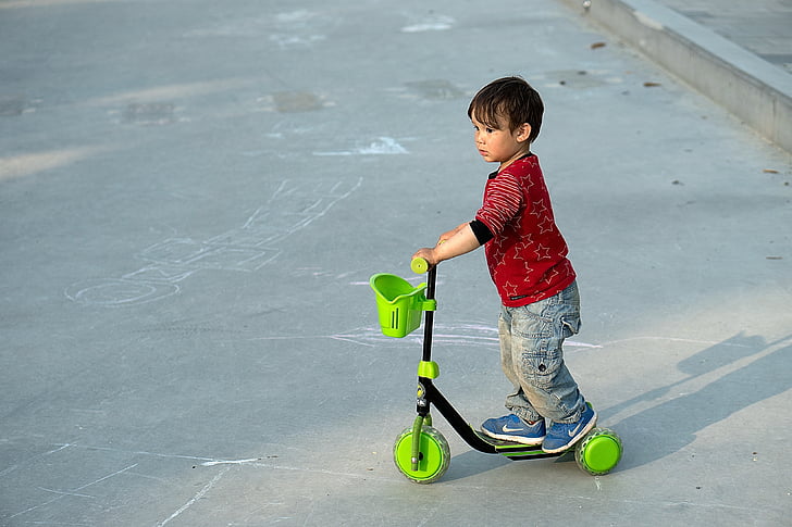 Cậu bé, xe tay ga, Kick xe đạp, trẻ em, vui vẻ, trẻ, công viên