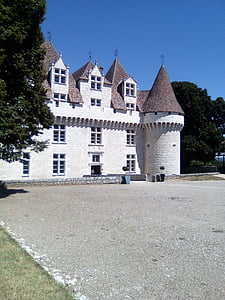 castle, wine, monbazillac