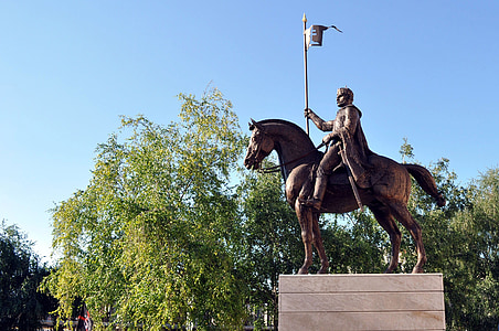 St. stephen's, Komárom, Hooglanden, Hongaarse koning, paard, standbeeld, het platform