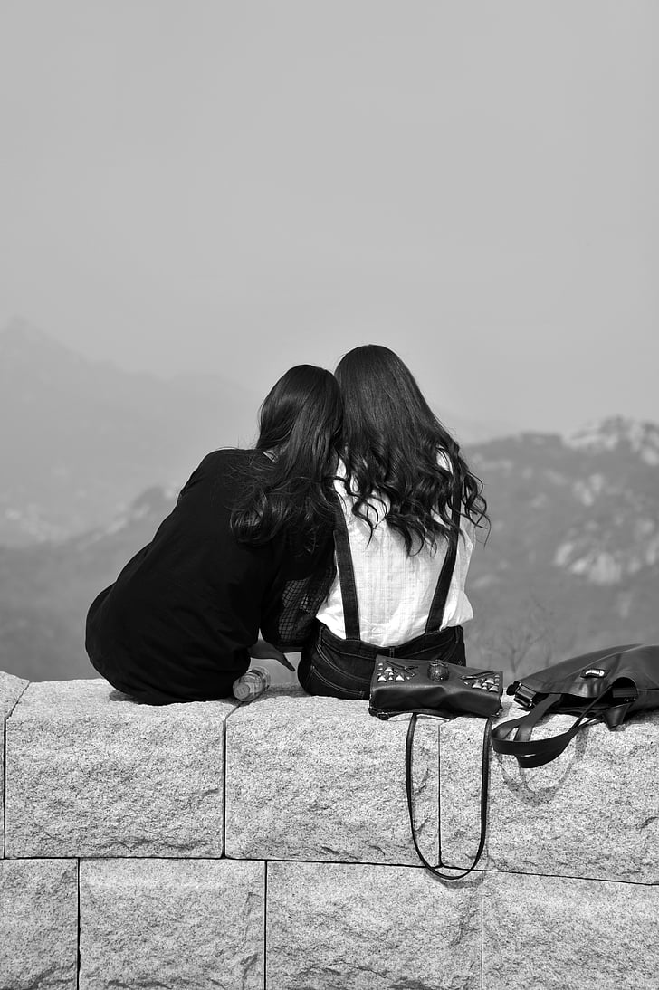 friends, women's, friendship, secluded, gidaem, watch again, black And White
