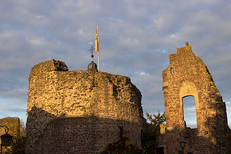 Taggar burgruine, tre Ekbacke, slott, historiskt sett, medeltiden, ruin, byggnad