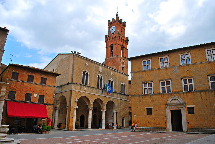 Pienza, neliö hurskas paavi ii, Toscana, Siena, Italia, arkkitehtuuri, kirkko