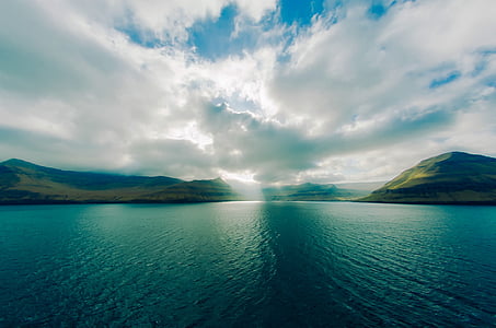 Faeröereilanden, Bergen, zee, Oceaan, water, reflecties, zonsondergang