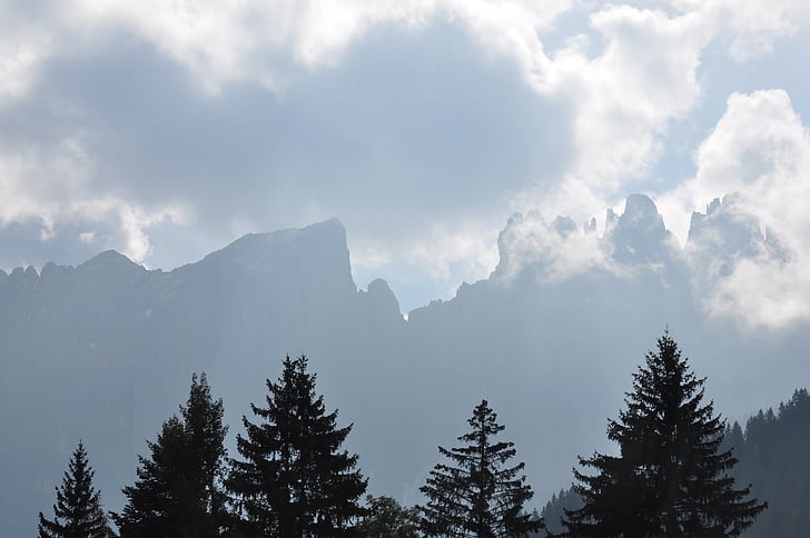 Tirol do Sul, montanhas, férias