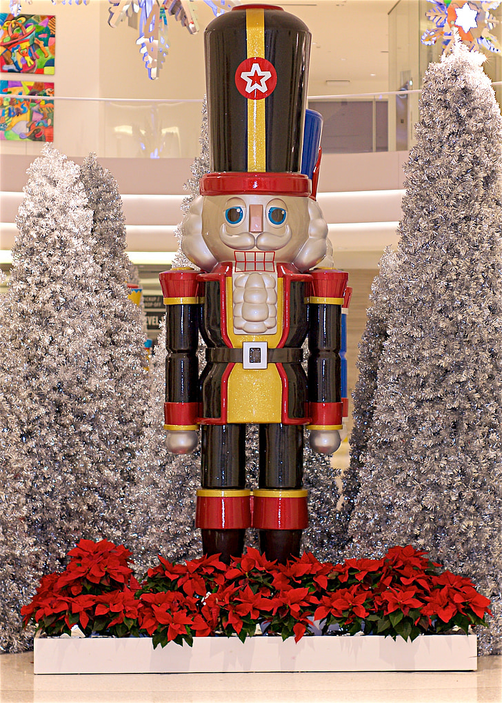 large, toy, soldier, christmas, yellow, red, black