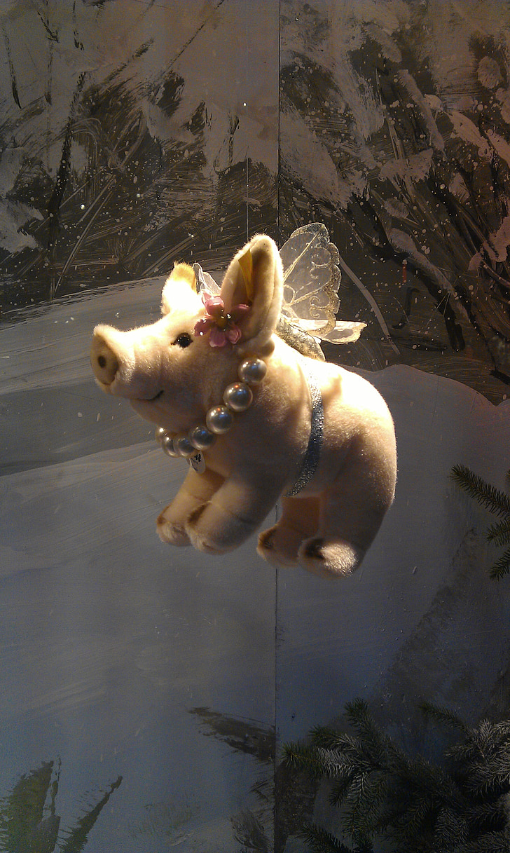 lucky pig, new year's day, fly, wing, beads