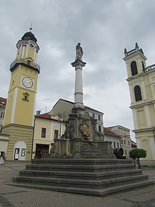 Banská Bystrica, Slovacia, Centrul, Slovacia, clădiri, noros