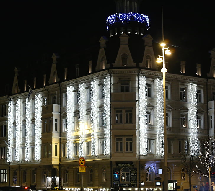 lightchains, zgrada, Helsingborg, božićne Dekoracije