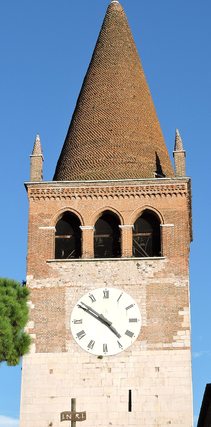 Campanile, abatija, Villanova, San bonifacio, Veneto, Italija, laikrodis