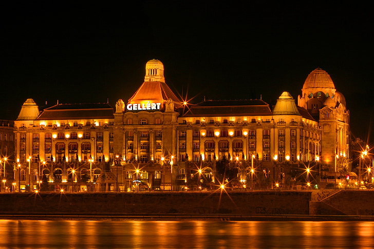 Gellert bad, Ungarn, Budapest, bad, lang Lukkerhastighet, natt bilde, Donau
