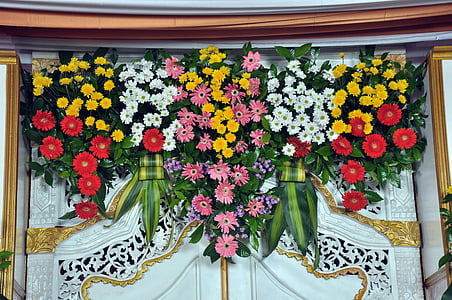 разцъфнало цвете, стена, дърворезба