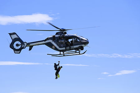 helikopters, vadītājs, Nacionālās žandarmērijas, rotors, atvieglojumi, asmeņi, glābējs