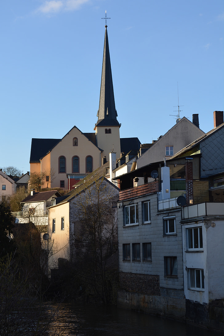 ciudad, waxweiler, Iglesia, edificios, Torre de la iglesia