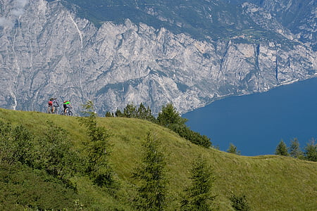 Garda, ciclistas de montanha, Lago, Lago di garda, montanhas, parede de pedra, Verão