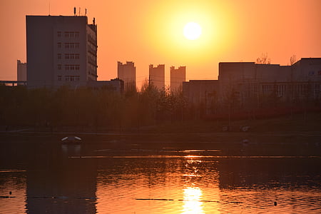 longzihu sø, zhengdong nye bydel, Sunset
