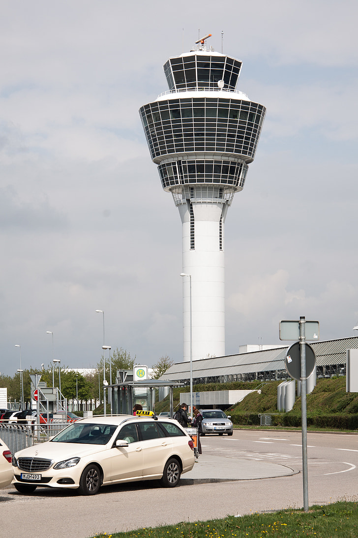 Luchthaven, internationale, München, het platform, gebouw, vervoer, verkeerstoren