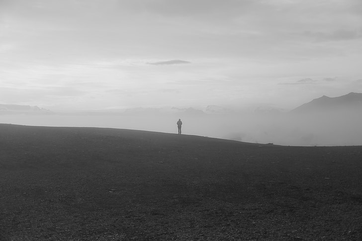 homme, l’horizon, montagnes, le brouillard, Islande, nature, montagne