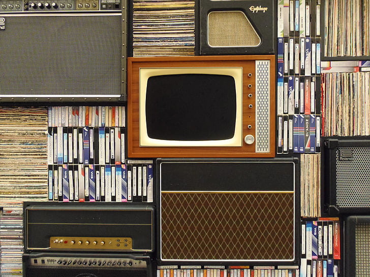 gamle tv, poster, VHS-kassetter, retro, TV, Vintage, videobånd