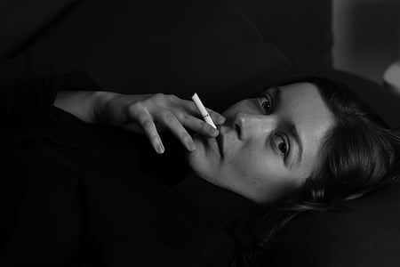 Žena, cigareta, kouření, kouř, nikotin, mladý, portrét