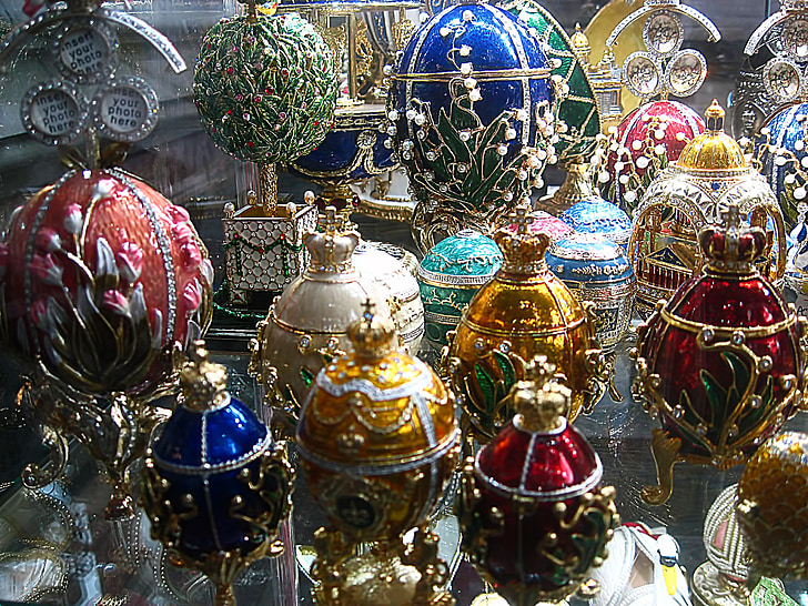 lay eggs, decorated, isaac, church, peter, russia