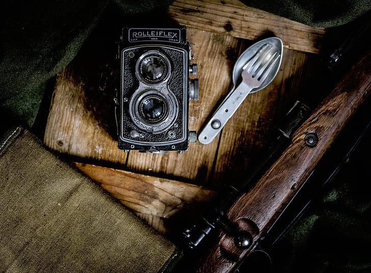 φωτογραφική μηχανή, Rolleiflex, το βοηθητικό πρόγραμμα, κουτάλι, πιρούνι, ξύλο, παλιάς χρονολογίας