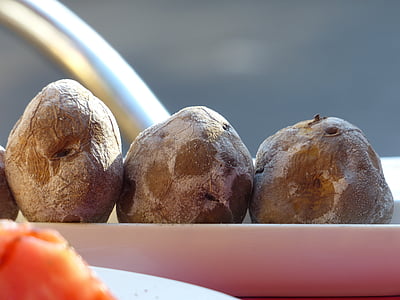 grumbains kartupeļi, Kanāriju grumbains kartupeļi, kartupeļi, ēst, sāls kartupeļi, garoza, sāļa piegarša