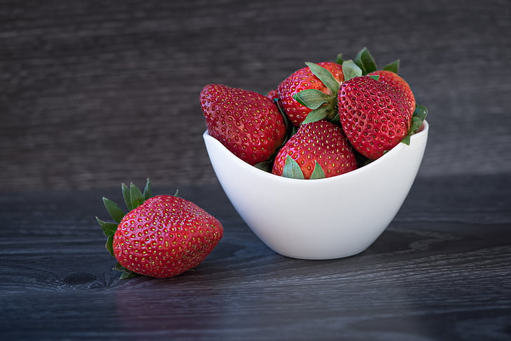 strawberries, red, ripe, frisch, healthy, fruit, soft fruit