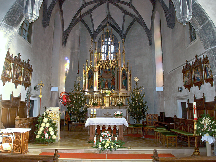 weistrach, hl stephan, Biserica, interior, Altarul, decor, aur