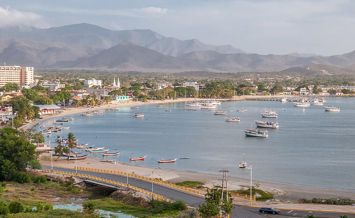 Margarita island, natursköna, Visa, hamnen, panoramautsikt över, landskap, båtar