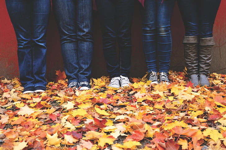 Outono, botas, luz do dia, calcas jeans femininas, meio ambiente, Outono, calçado