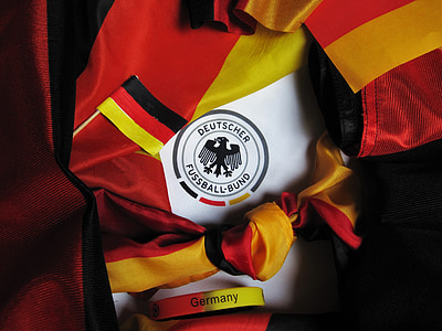 fotbal europameisterschaft, Vlajka Německo, fanartikel, fotbalové příslušenství, černá červený a zlatý věnec, fotbalový dres, fotbal