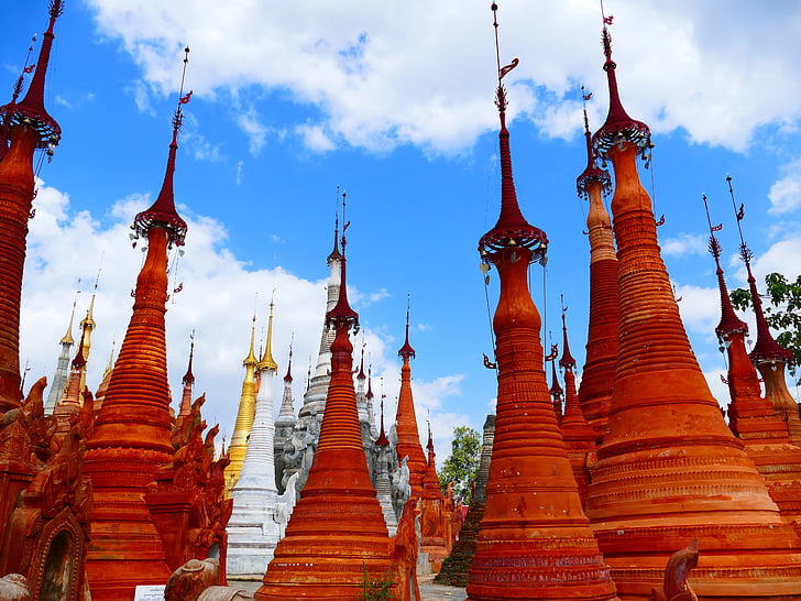 na entrada, inlesee, Myanmar, Birmânia, pagode, Templo de, stupa