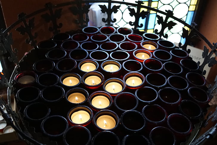 sviečky, kostol, svetlo