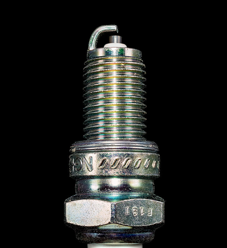 spark plug, ignition, metal, spark, screw, thread, metal thread