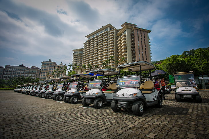 golf cart, golf, buggy, square, parking lot