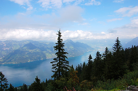 klewenalp, regiji Lake lucerne, jezero, pogled, gore, oblaki, nebo