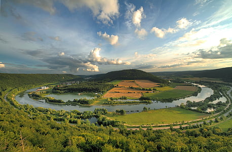 údolí Altmühl, altmuehlschleife, přírodní park Altmühltal, voda, mraky, nálada, říční krajina
