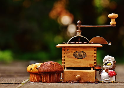 grinder, muffin, owl, baker, figure, cake, coffee