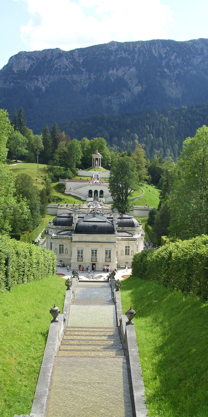 Linderhof palace, ruisseau artificiel, Louis le second, roi Louis, Château, Schlossgarten