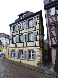 Stare Miasto, Colmar, Kratownica, wąski pas