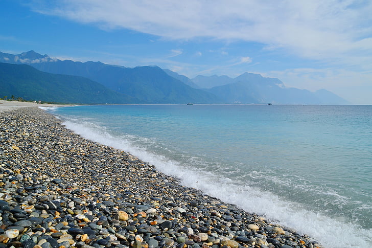 the sea, hualien, taiwan, qixing lake, cobblestone, beach