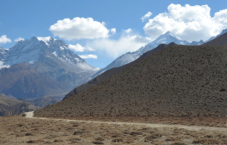 pasar la carretera, altas montañas, Nepal, nieve, pared escarpada, montañas, roca