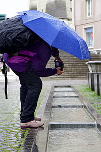 фотограф, зонтик, воды, мокрый