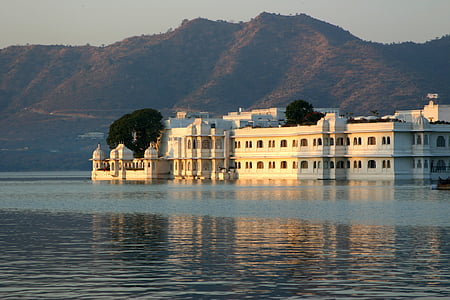 Udaipur, India, Rajasthan, Lago, agua, arquitectura, frente al mar