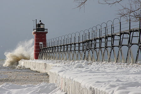 Michigan, södra haven, Pier, Michigansjön, Lighthouse, fryst, kustnära
