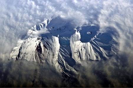Rusland, Avatsjinskaja Sopka vulkaan, Bergen, sneeuw, landschap, Satellietbeeld, hemel