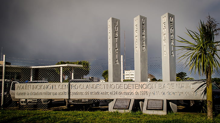 emlékmű, Mar del plata, Argentína, hiányzó, katonai junta, tengerészeti bázis, emlékmű