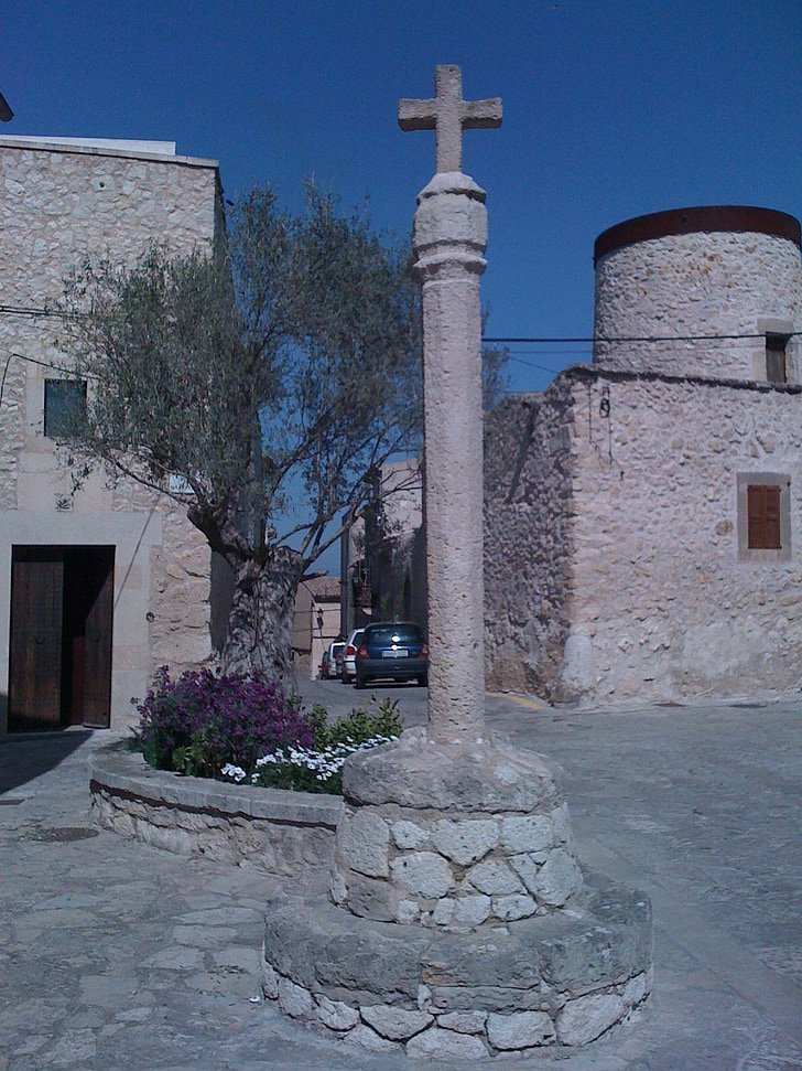 square column, tree, home, building, spain, blue er sky, castle