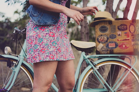osoba, s, nosi, multi, boje, haljina, bicikl